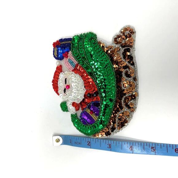 Vintage Santa Patch Sequins Santa’s Sleight with gifts - Picture 4 of 4